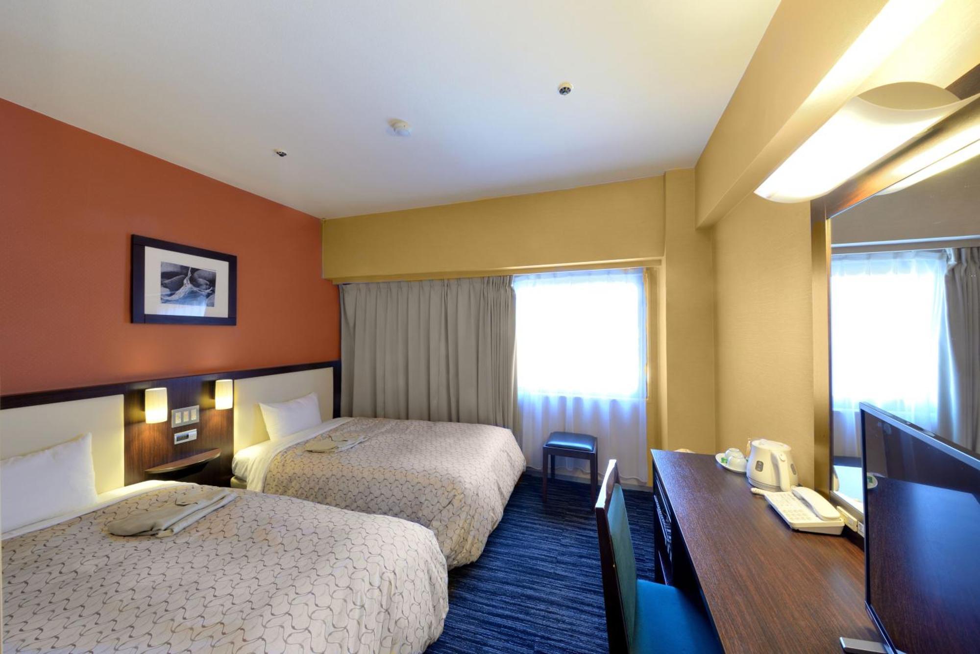 Toyama Manten Hotel Екстериор снимка